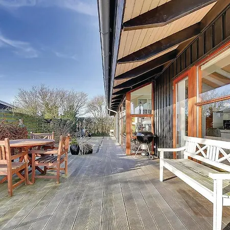 Three-bedroom Bjert With Sea View 08 * Bjert Strand